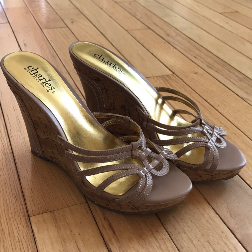 Wedge heels